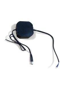 Kötődobozba rakható tápegység 12V/2A